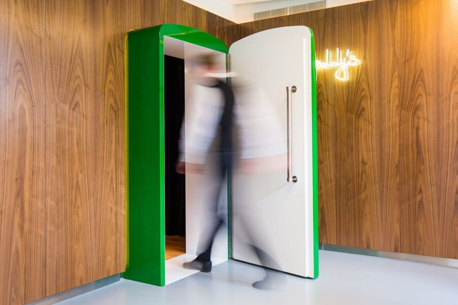 Amsterdam: Exclusive Heineken Experience VIP Tour Ticket - Who this VIP tour suits best, and who should skip it