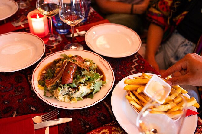 Amsterdam Food Tour: +10 Tastes, Culture and Canals with Sherpa - The Amsterdam canal ring walk: 17th-century tricks on foot