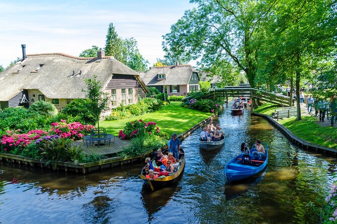 Amsterdam: Giethoorn Tour Scenic Cruise, Cheese & Free Time - Luxury Coach to Giethoorn, With Live Commentary on the Netherlands