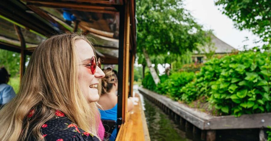 Amsterdam: Giethoorn, Volendam, and Zaanse Schans Tour - Who This Amsterdam Day Trip Suits Best