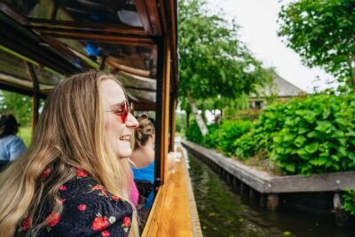 Giethoorn, Volendam, and Zaanse Schans Tour
