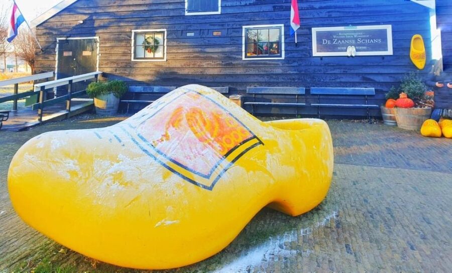 Amsterdam: Giethoorn, Zaandam & Zaanse Schans Tour w/ Pickup - Walking time in Giethoorn, so it doesn’t feel rushed