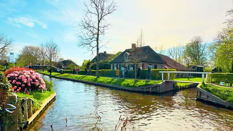 Amsterdam: Giethoorn & Zaanse Schans Small Group Day Trip - How the pacing works in a 9-hour day (and what you’ll still control)