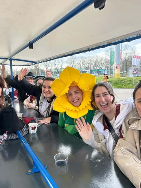 Amsterdam: Guided Beer Bike or Prosecco Bike Tour - A moving party bar you actually sit inside