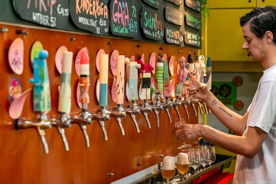 Amsterdam: Guided Craft Beer Brewery Bus Tour with Tastings - Stop Three: Breugem Beer for the Final Flavor Match