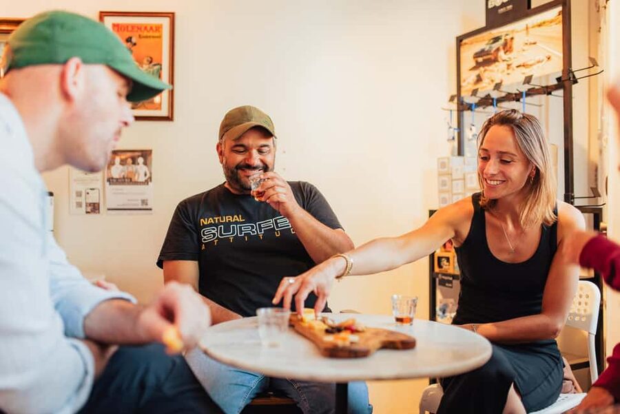 Amsterdam: Guided Cultural Food Tour in English or German - What kind of traveler this suits