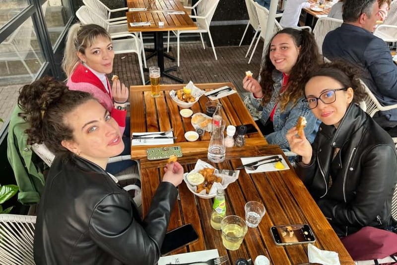 Amsterdam: Guided Food Tour with Tastings - Walking vs Cycling in Amsterdam: How You’ll Move Between Bites