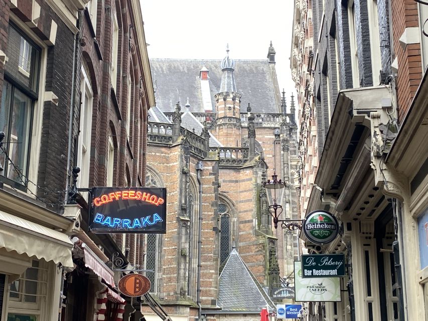 Amsterdam: Guided Off-The-Beaten-Track Walking Tour - Starting at Beursplein, then zooming from Dam to the canal belt