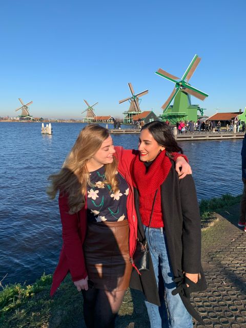 Amsterdam: Guided Zaanse Schans, Windmills & Cheese Tour - Clog workshop at Zaanse Schans: the craft you can actually picture
