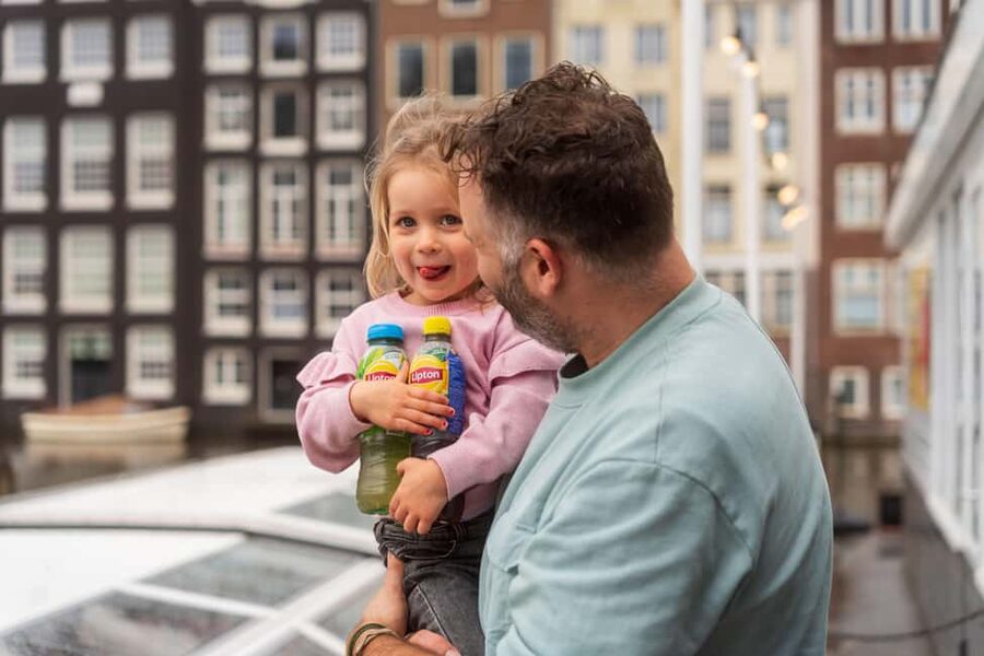 Amsterdam: Heated Canal Cruise Including Audioguide - A simple route with big payoffs along the UNESCO canal belt