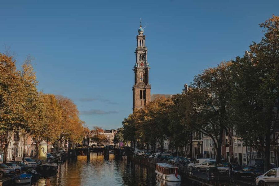 Amsterdam: Heated Canal Cruise with Unlimited Drinks & Bite - Price and Value: Why $18 Can Make Sense
