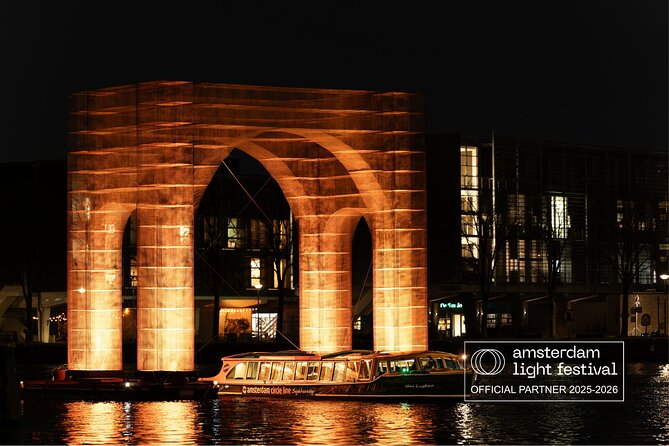Amsterdam: heated Light Festival Cruise | Incl. Drinks Option - Amsterdam Light Festival from a Heated Boat