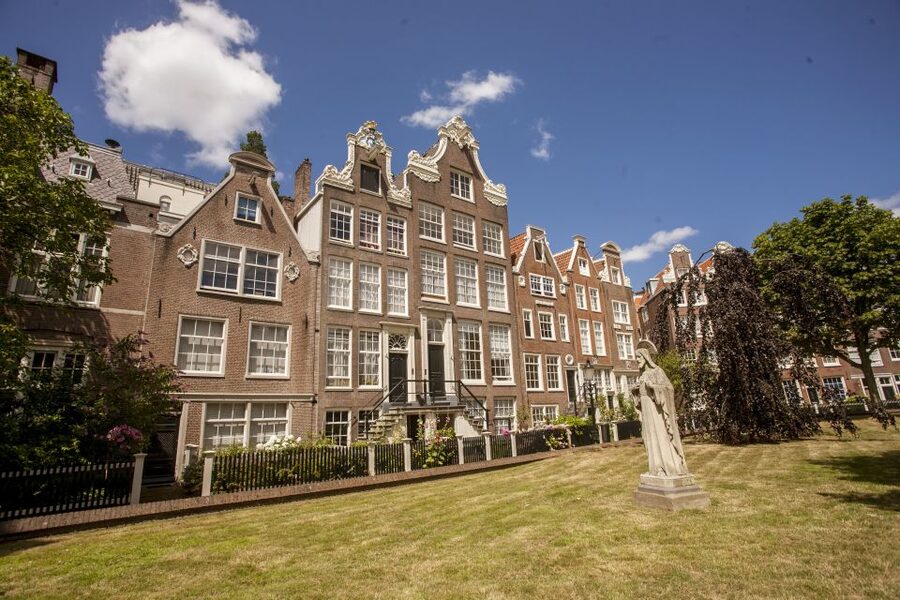 Amsterdam: Hidden Gems & Highlights Guided Bike Tour - Anne Frank’s House Area: The Finish Point in the Jordaan