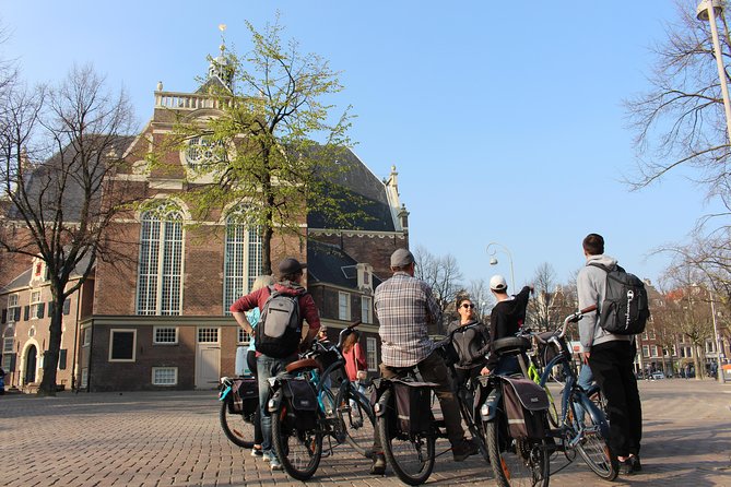 Amsterdam Highlights Bike or E-Bike Tour - Holocaust Namenmonument, Van Gogh area passes, and Moco Modern Art