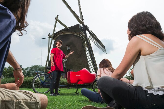 Amsterdam Highlights Bike Tour - Guided in EN/ES/DE/NL - Meeting Near Central Station, Then Rolling Out