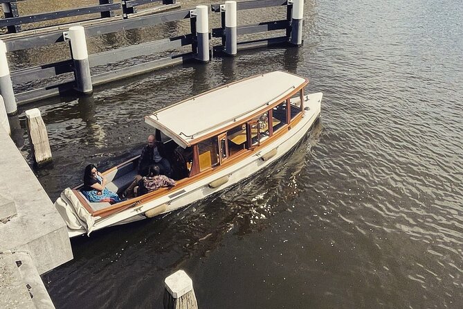 Amsterdam Highlights Canal Cruise with a Drink - Jordaan district: the neighborhood that makes Amsterdam feel personal