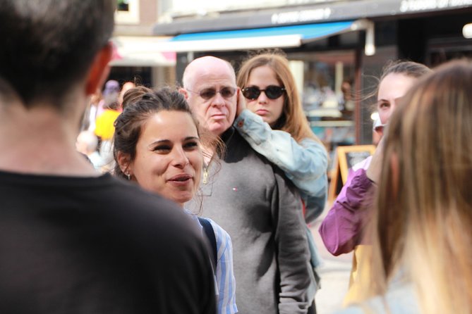 Amsterdam Highlights Small-Group Walking Tour - Muntplein and the market square feeling, plus a flower-market story