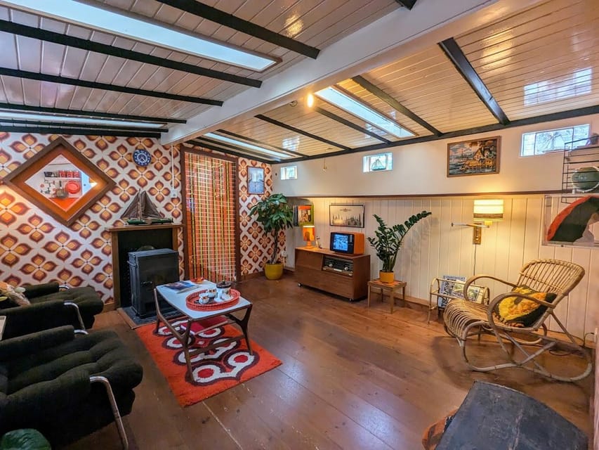Amsterdam: Houseboat Museum Entry Ticket - From freight barge to family home, what changes and what stays
