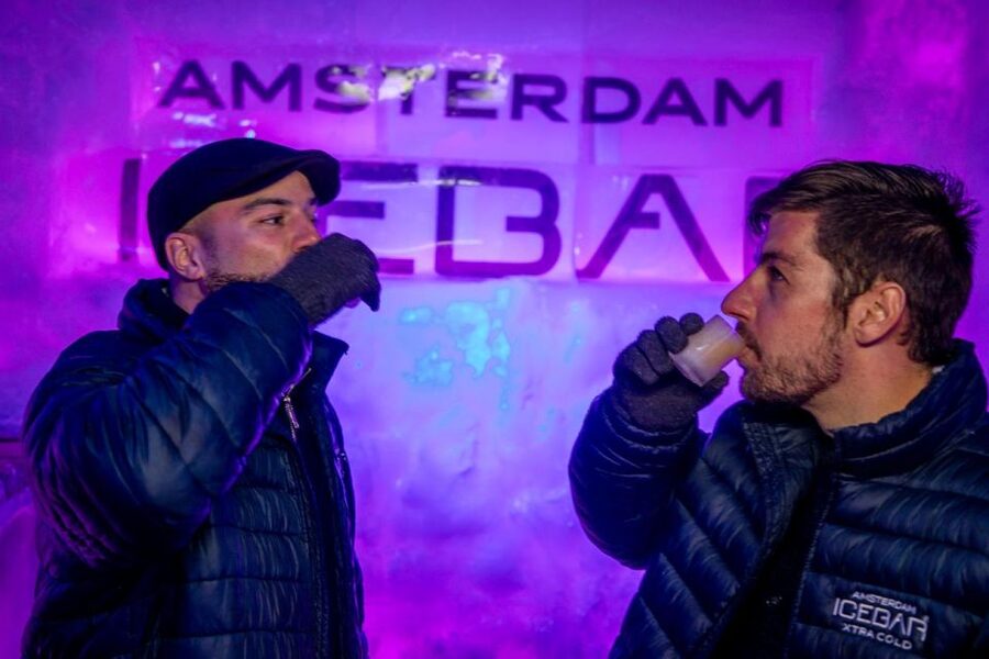 Amsterdam: Icebar Entry Ticket with 3 Drinks - Cold comfort and safety: what actually helps at -10 C