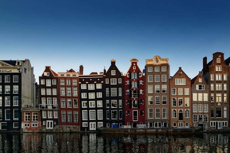 Amsterdam: Iconic Canals & Historic Sights Walking Tour - Key takeaways before you go