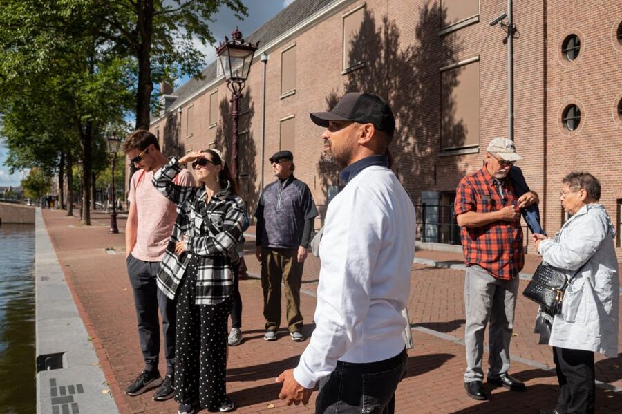 Amsterdam: Jewish Quarter and History Guided Tour - Auschwitz Monument: what a memorial teaches when your guide frames it well