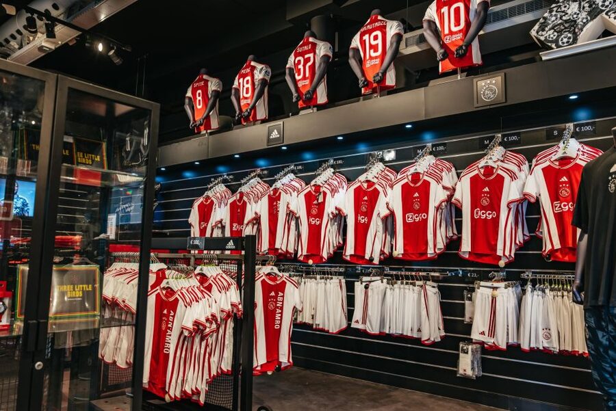 Amsterdam: Johan Cruijff Arena VIP Tour - Who should book this Ajax VIP tour, and who should skip it