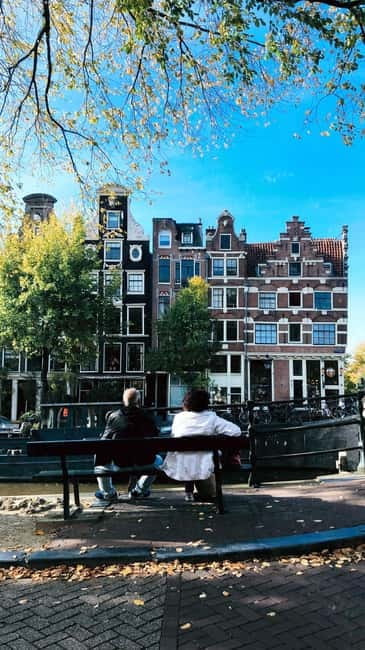 Amsterdam: Jordaan Area Walking Tour - Brouwersgracht and Noorderkerk: Pretty Bridges, Then a Sense of Direction