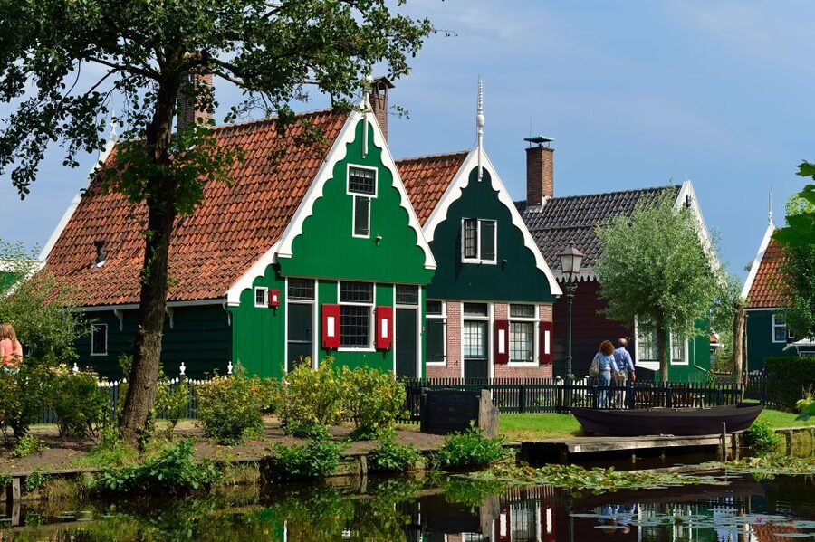Amsterdam: Keukenhof and Zaanse Schans Live Guided Day Tour - A One-Day Route Built for Spring Colors