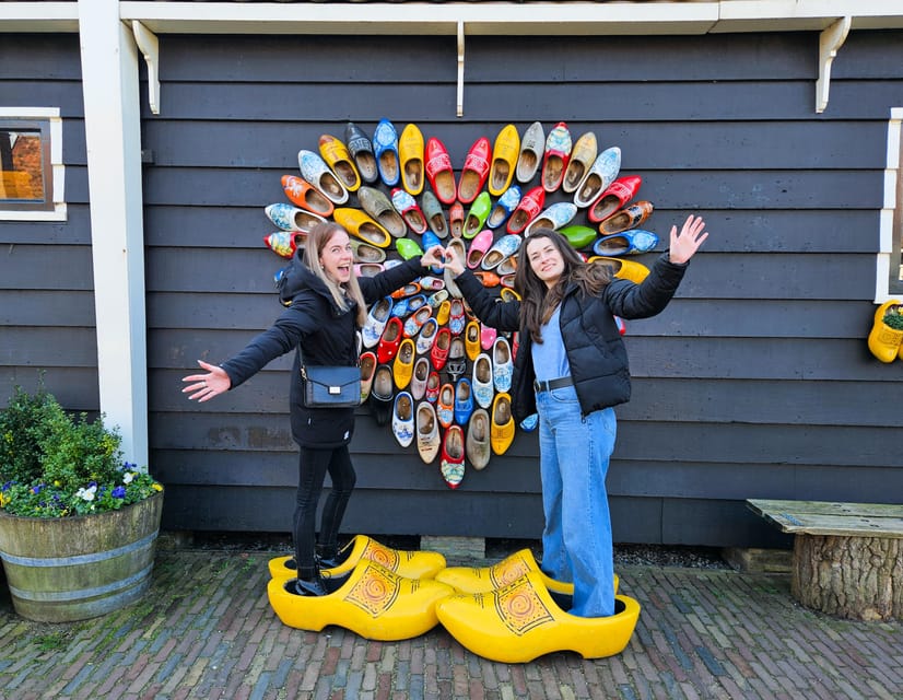 Amsterdam: Keukenhof and Zaanse Schans Live Guided Day Tour - Meeting at Stationsplein 4, Then Rolling Out
