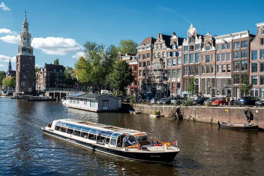 Amsterdam: Keukenhof Ticket with Shuttle Bus + Canal Cruise - The real value of Keukenhof plus an Amsterdam cruise