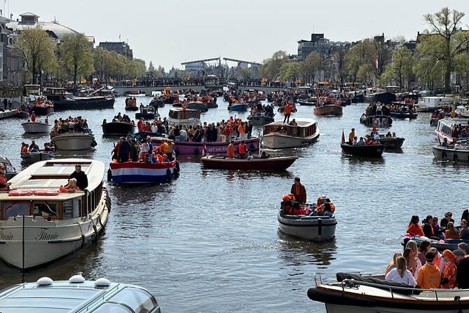 Amsterdam: Kingsday Party Cruise including Drinks - King’s Day from the water, the part you will actually remember