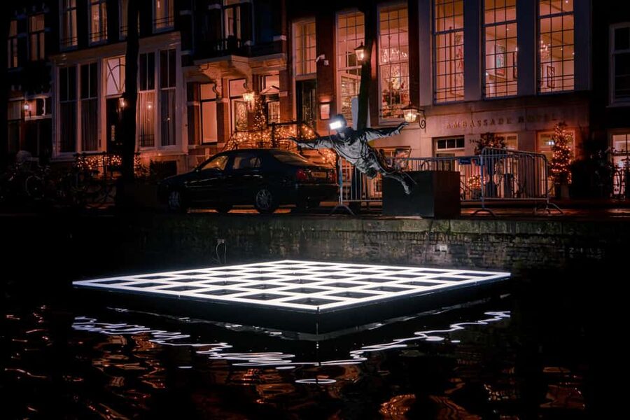 Amsterdam: Light Festival Boat with Hot Choco & Stroopwafel - Price and Value for a 75-Minute Light Festival Experience