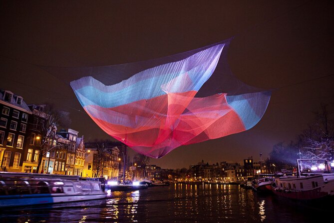 Amsterdam Light Festival: Canal Cruise + Snack & Unlimited Drinks - Key highlights to look for