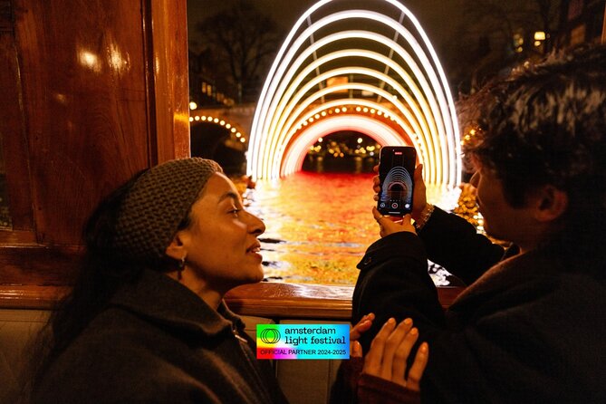 Amsterdam Light Festival: Heated Boat Cruise + Hot Drinks & Bite - Drinks, Snacks, and the Warmth Factor