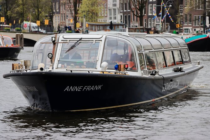 Amsterdam Live Guided Sightseeing Canal Cruise - Why this 1-hour guided canal cruise works