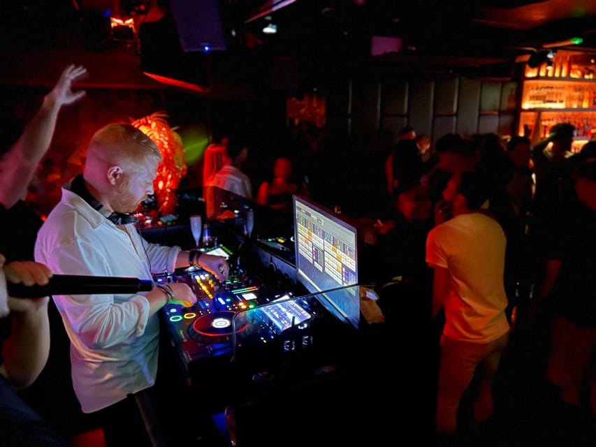 Amsterdam: Ludwig's Queer Pub Crawl with Club Entry - Who Should Book This Crawl (And Who Might Skip It)