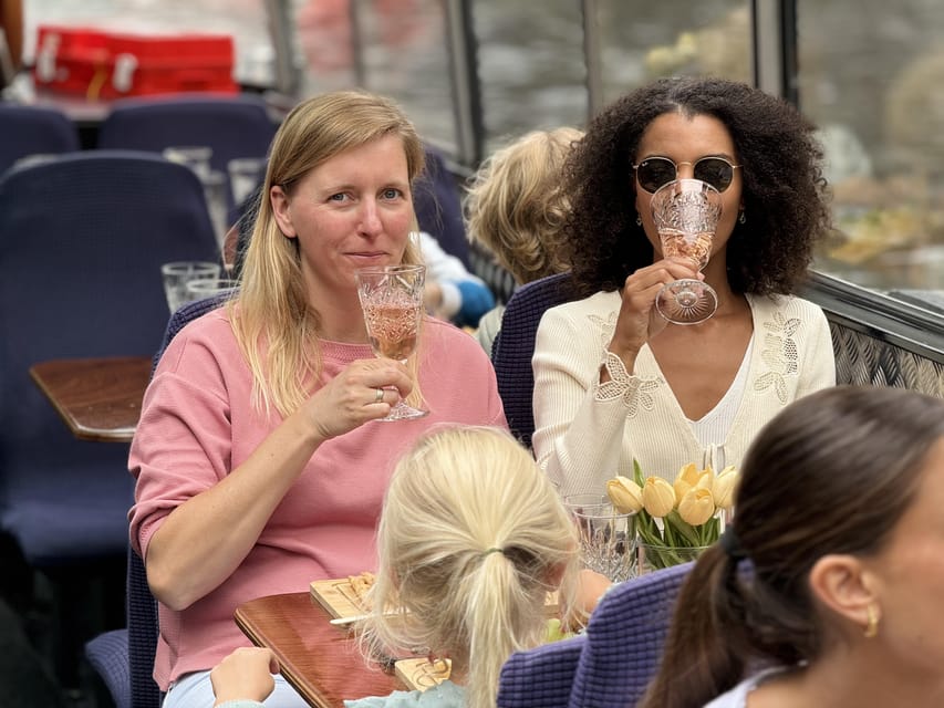 Amsterdam: Luxury Cheese & Wine Canal Cruise - Key things to know before you go