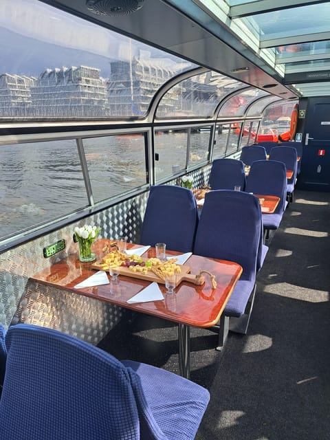 Amsterdam: Luxury Cheese & Wine Canal Cruise - What this 1 hour cheese and wine canal cruise is really about
