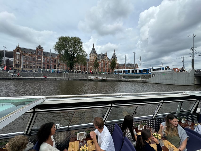 Amsterdam: Luxury Cheese & Wine Canal Cruise - The drinks are included, so you can focus on pacing