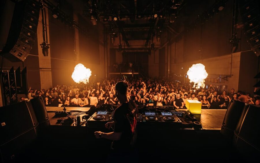 Amsterdam: Nightlife Scene 1, 2, or 3-7 Day Ticket - Key perks that matter on a night out