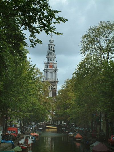 Amsterdam Old City Private Walking Tour - Walking through the Red Light District with context