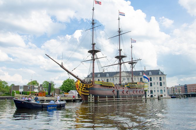 Amsterdam Open Boat Sightseeing Canal Cruise - Timing and Seats: How to Reduce Glare and Keep Hearing Clear