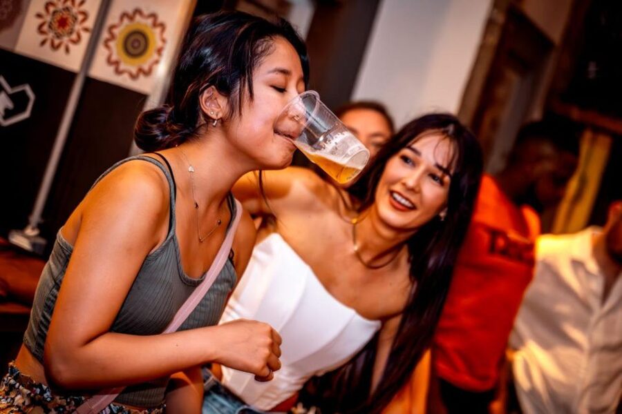 Amsterdam: Original Pub Crawl Party with VIP Entrance - Should You Book This Amsterdam Pub Crawl?