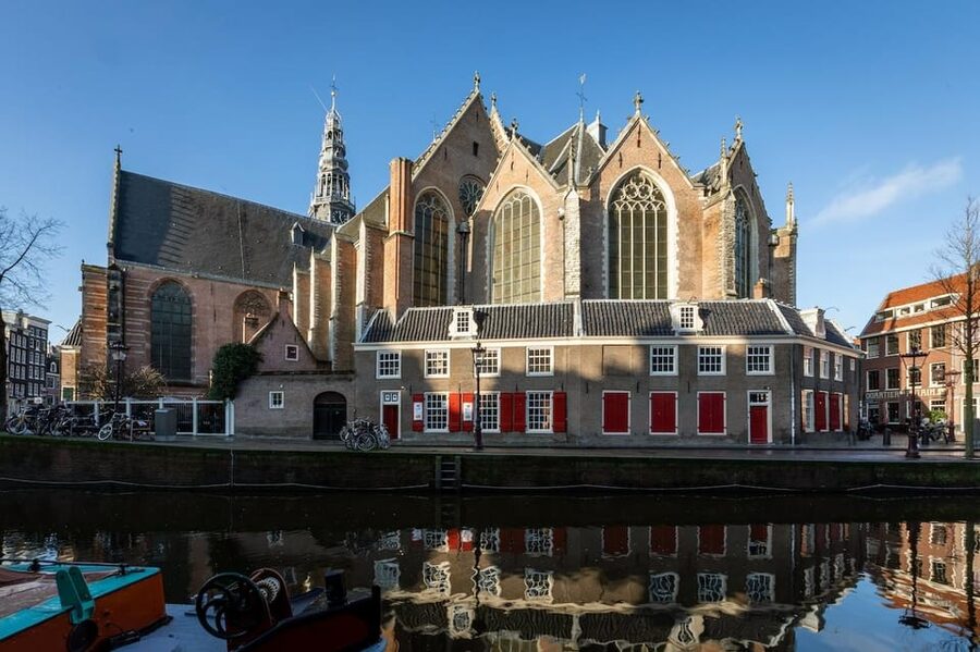 Amsterdam: Oude Kerk Entry Ticket - How to pace a visit with a self-guided audio guide