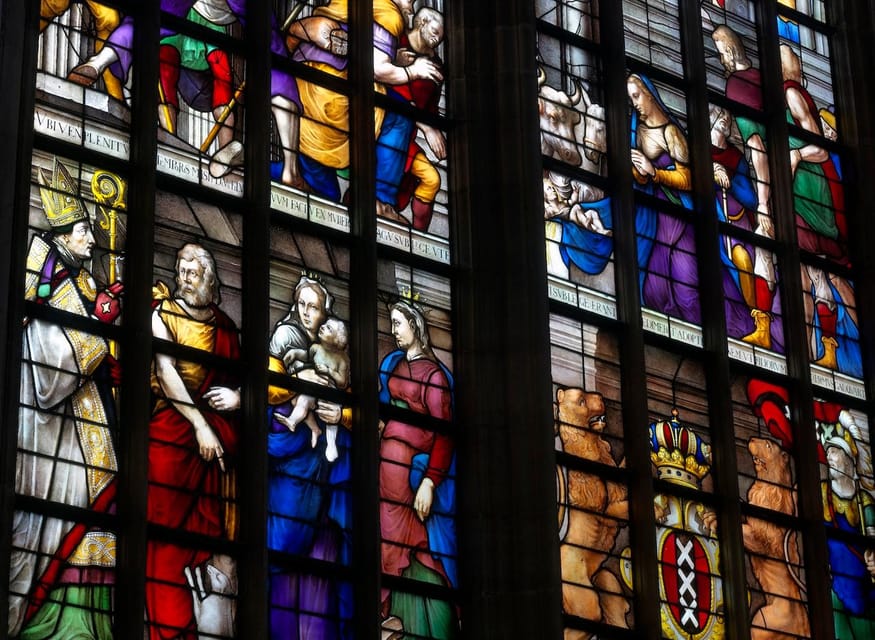 Amsterdam: Oude Kerk Entry Ticket - Contemporary art installations that react to the space