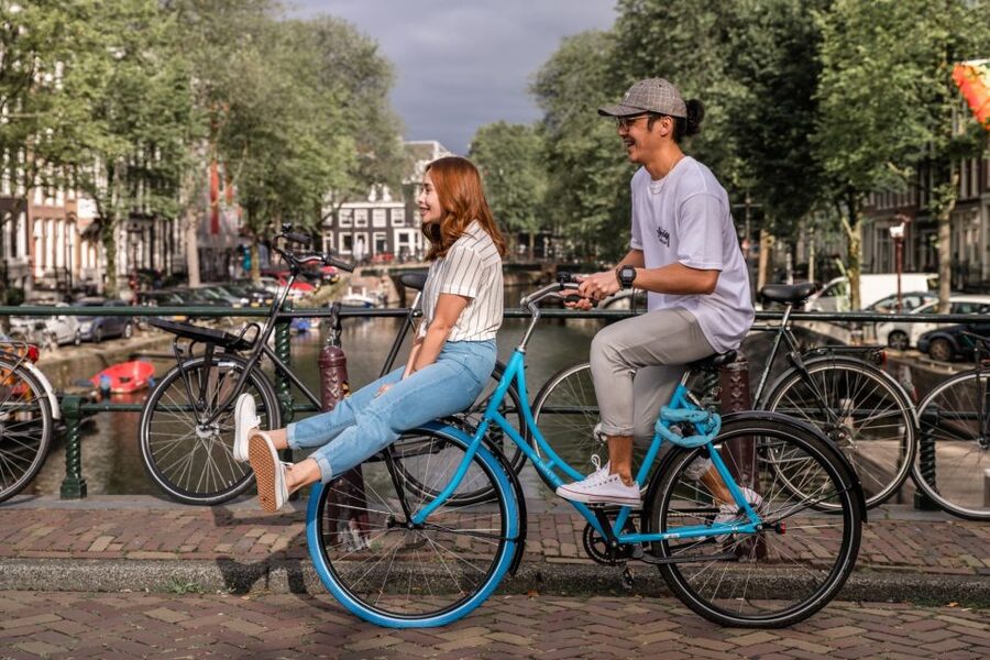 Amsterdam: Personal Travel & Vacation Photographer - Why Amsterdam Looks Better When Someone Handles the Angles