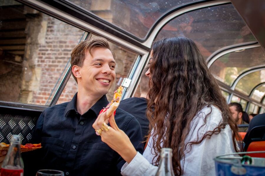 Amsterdam: Pizza Cruise with New York Pizza & Drinks - Pizza choices and the 1-pizza-per-booking rule