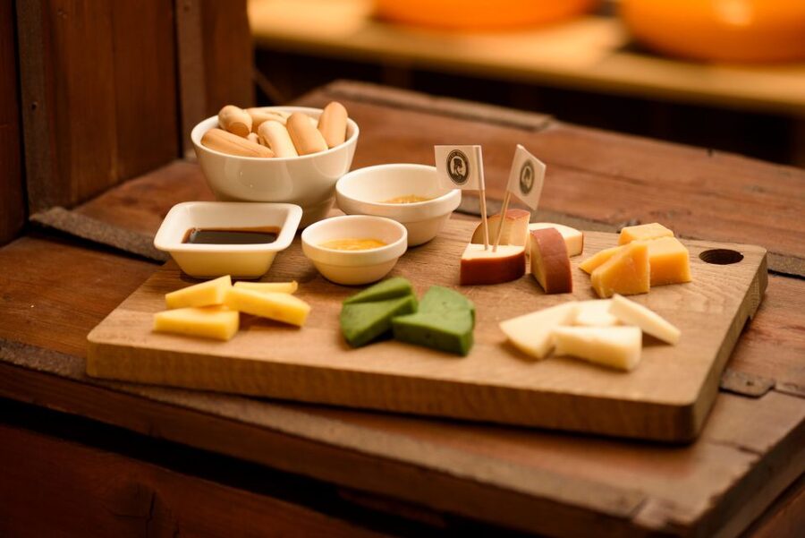 Amsterdam: Premium Henri Willig Cheese Tasting Experience - Key things to know before you go