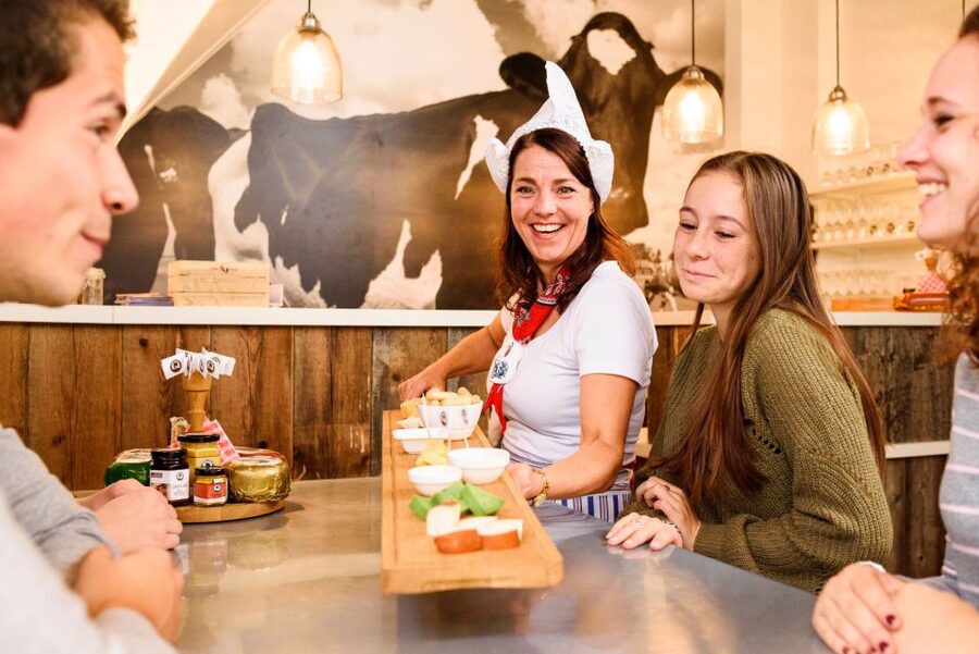 Amsterdam: Premium Henri Willig Cheese Tasting Experience - Mustard, dips, and why this tasting is more than food