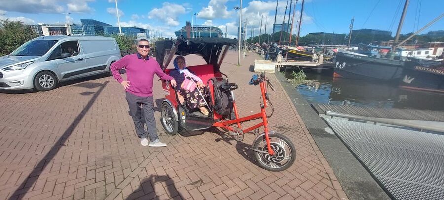 Amsterdam: Private City Highlights Tour by Rickshaw - Rickshaw-Driven Amsterdam: The Point of Doing It This Way